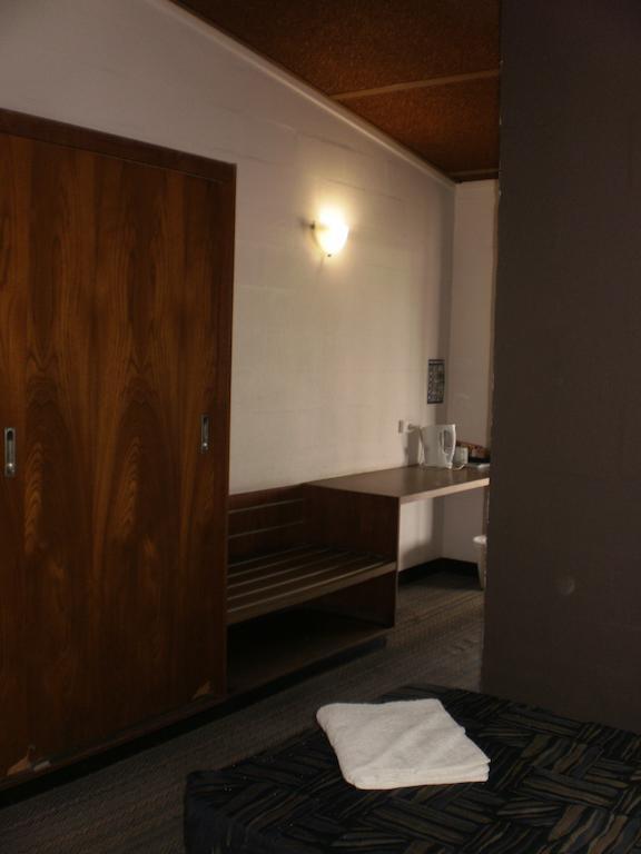Blackwater Hotel Motel Habitación foto